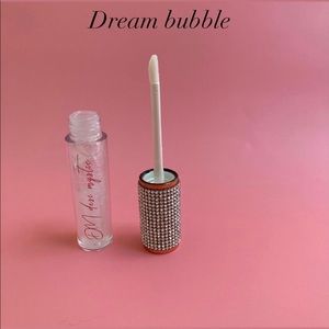 Desi Mystic lipgloss